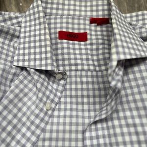 Hugo boss men’s dress shirt